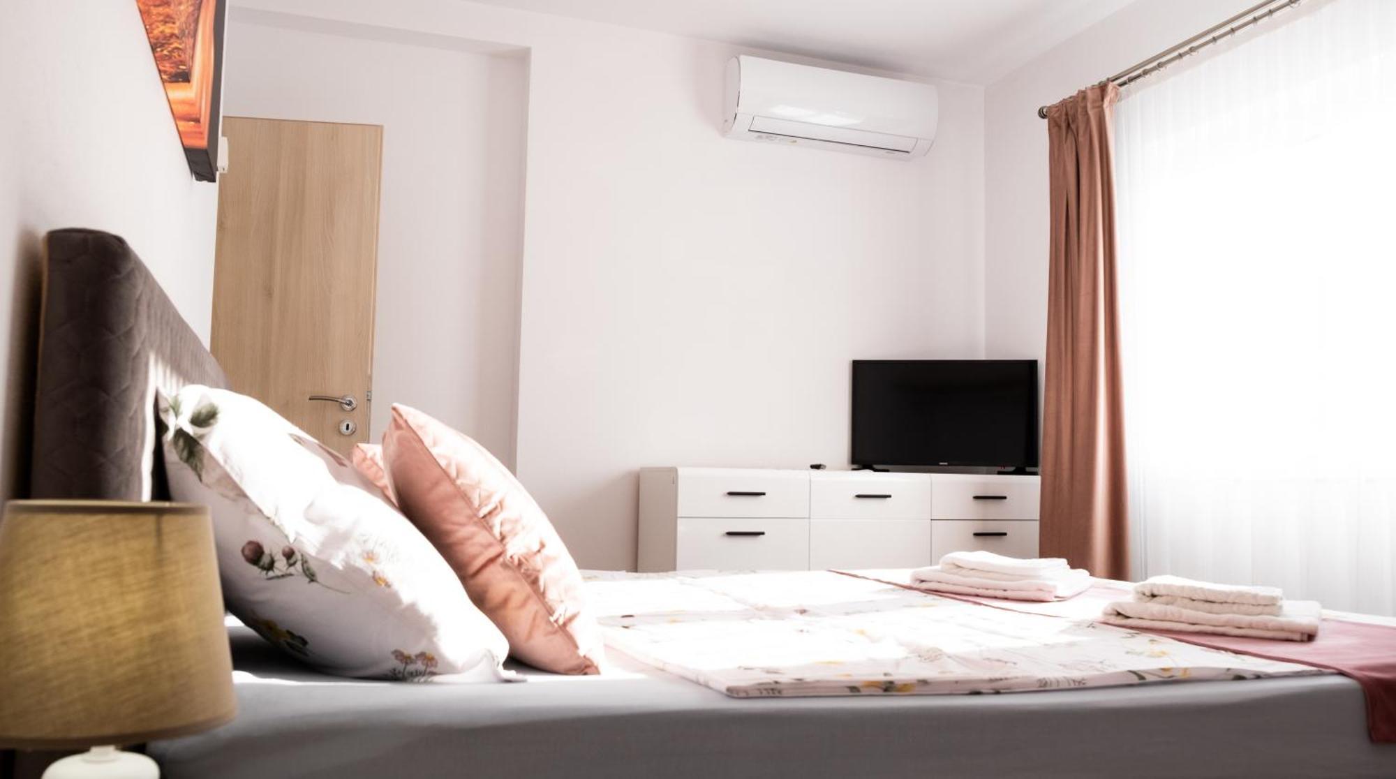 Exclusive Apartment Sibiu Bagian luar foto